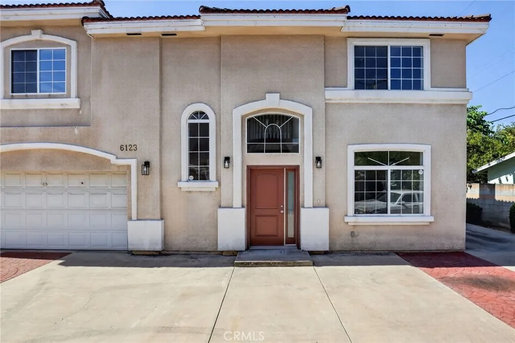 6123 Rosemead