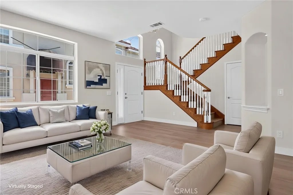 6123 Rosemead