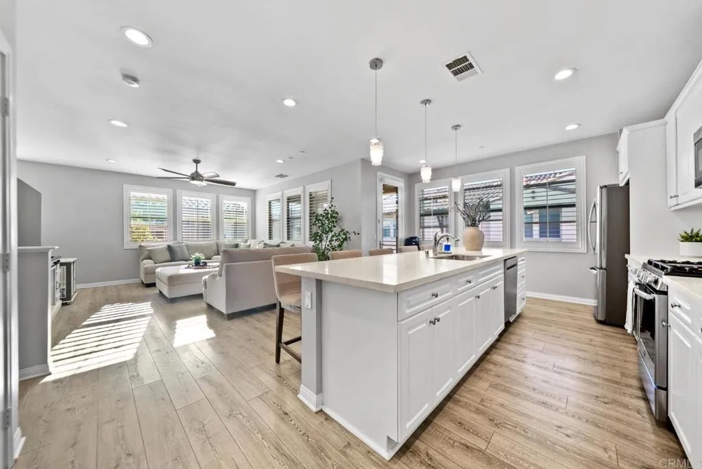 1148 Calle Obsidiana 3