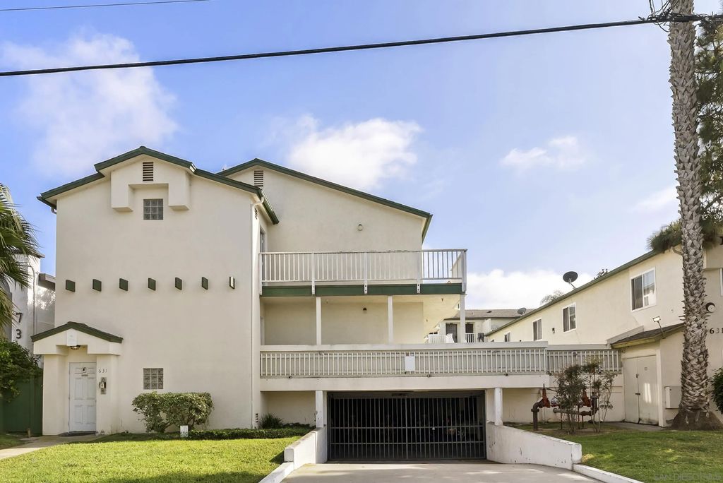 Photo of 631 7th St #13, Imperial Beach, CA 91932 (MLS # 260006963)