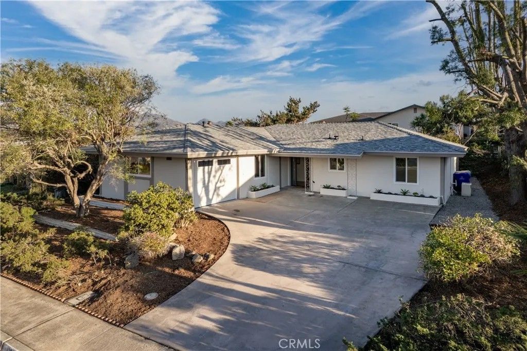 Photo of 12097 Pastoral Rd, Rancho Bernardo (san Diego), CA 92128 (MLS # SW25271109)