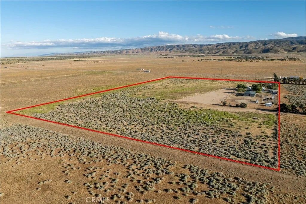 Photo of 22927 W Avenue D, Lancaster, CA 93536 (MLS # SR26090098)