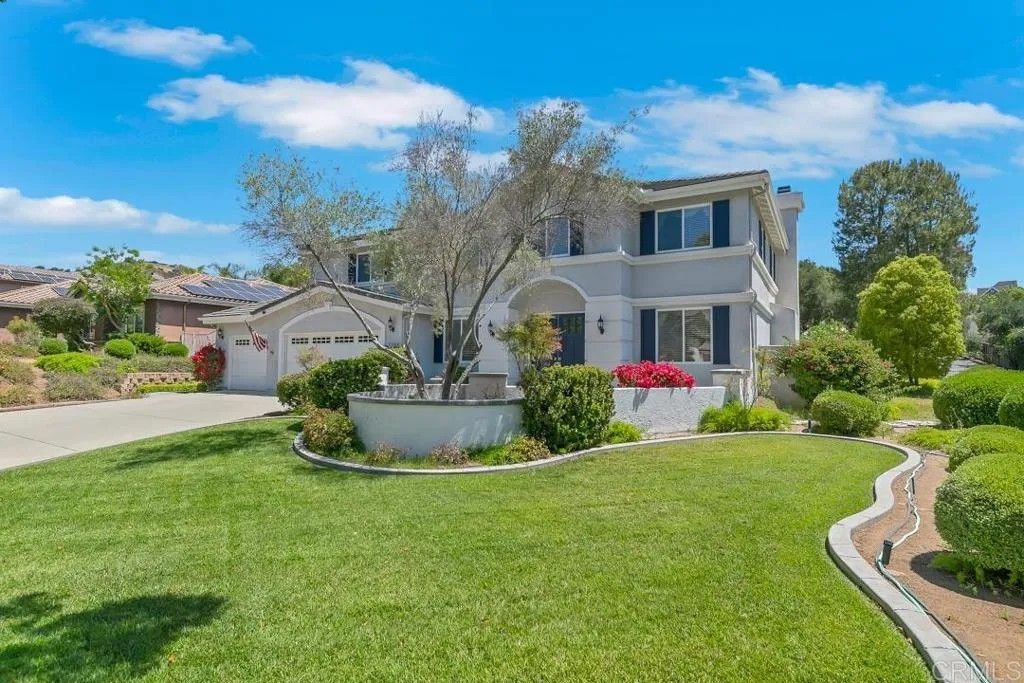 Photo of 1502 Glasgow Lane, Escondido, CA 92027 (MLS # NDP2604080)