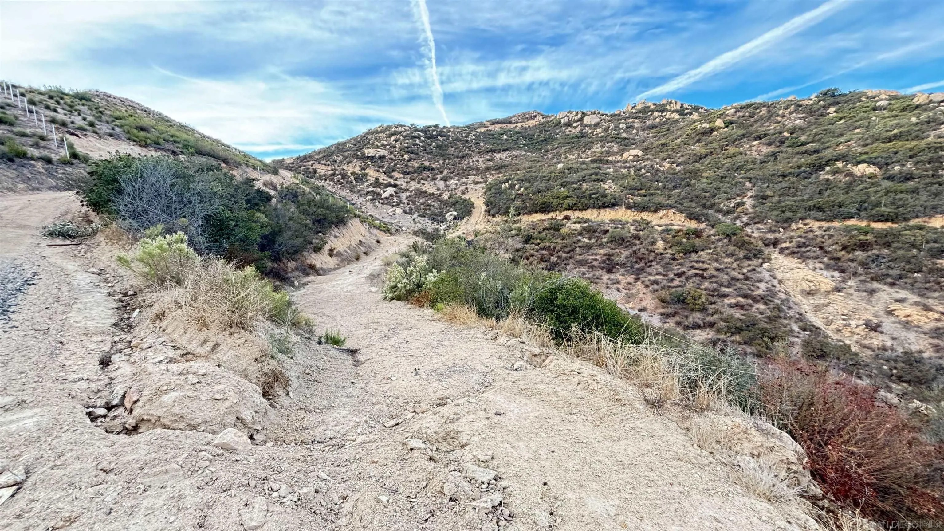 00 Skyline Truck Trl 01