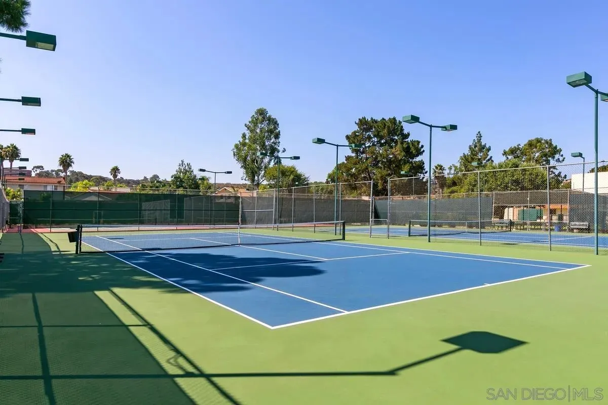 San Diego, California 92127, United States, 3 Bedrooms Bedrooms, ,2 BathroomsBathrooms,Residential,Active,219619