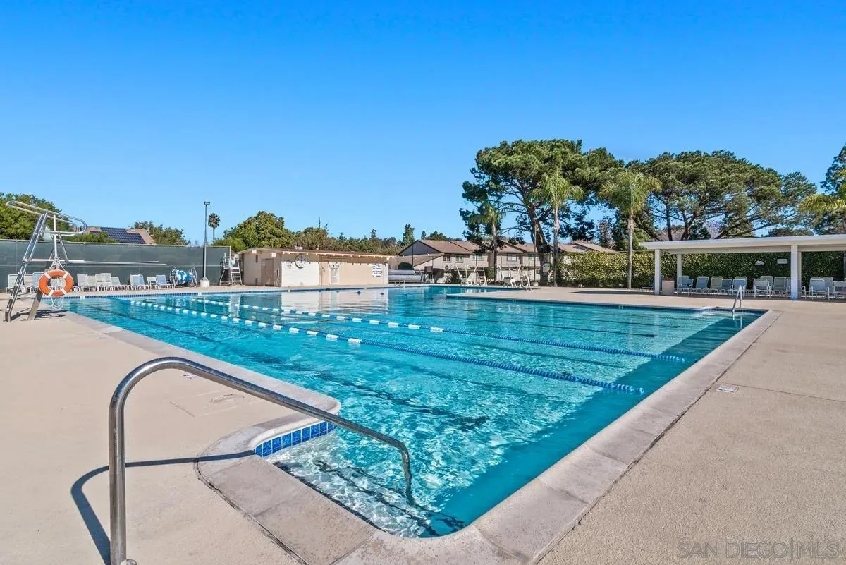 San Diego, California 92127, United States, 3 Bedrooms Bedrooms, ,2 BathroomsBathrooms,Residential,Active,219619