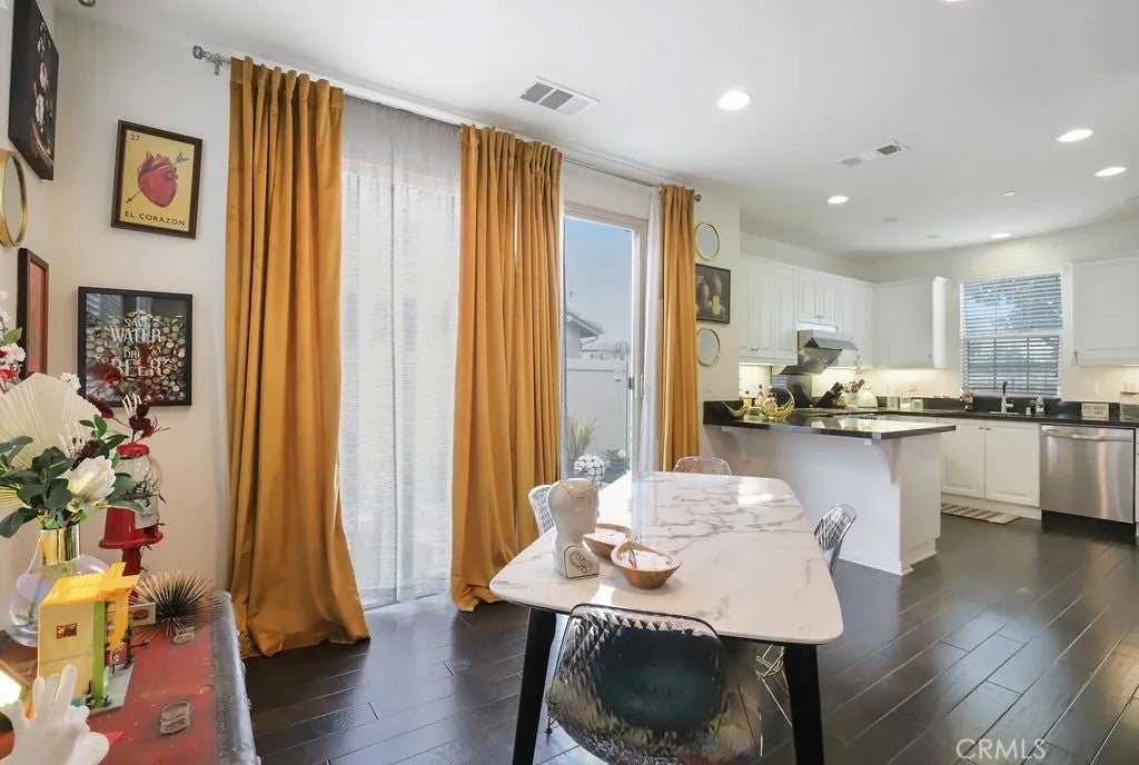 14495 Hillsdale