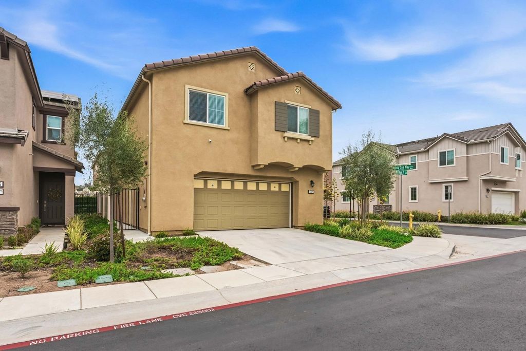 Photo of 5429 Meridian Place, Bonsall, CA 92003 (MLS # 260010281)