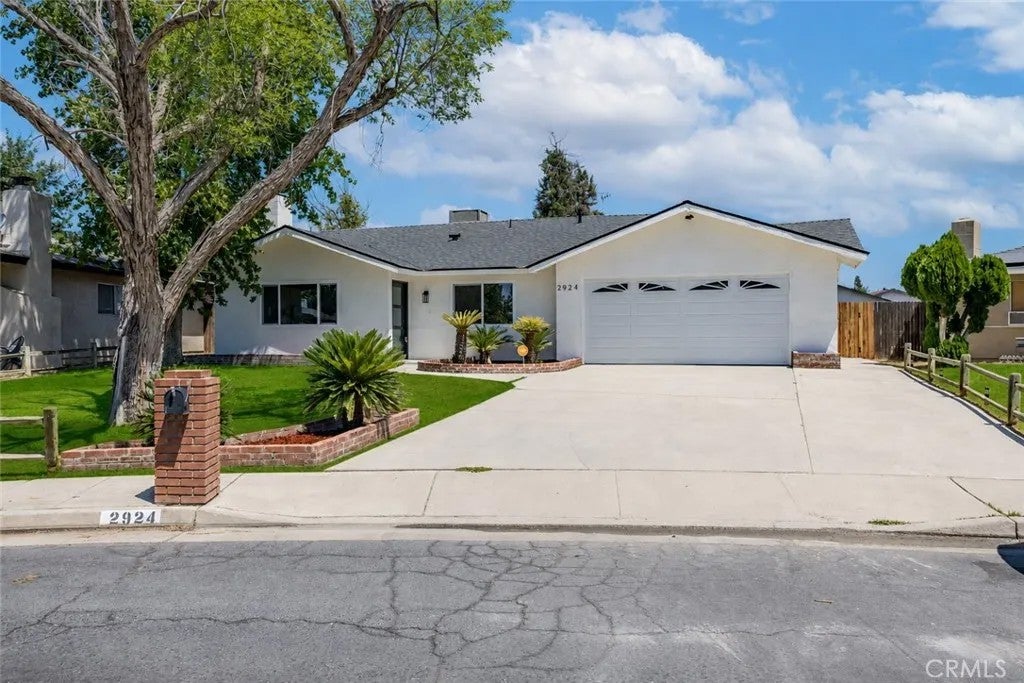 2924 Cedarwood