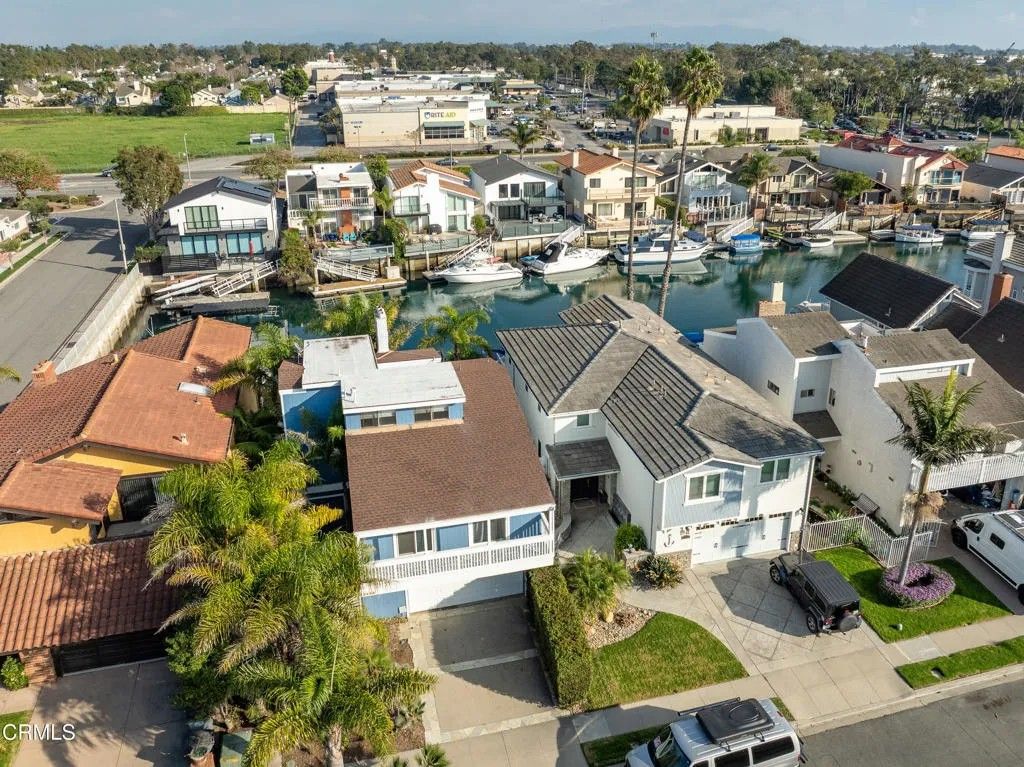 Photo of 2414 Monaco Drive, Oxnard, CA 93035 (MLS # V1-34309)