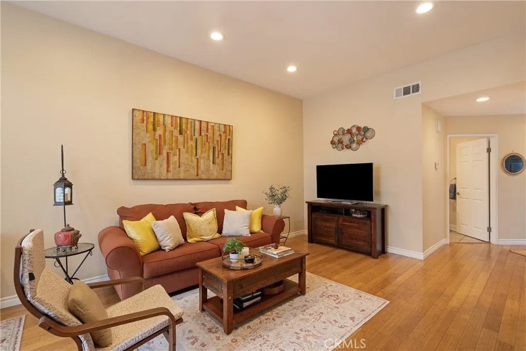 6 Brownfield Lane