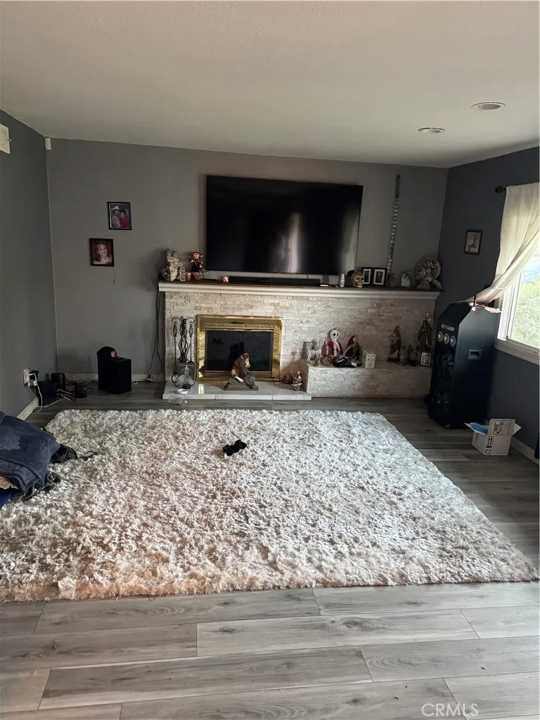 639 W 36th