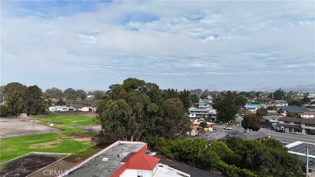 2245 Bayview Heights