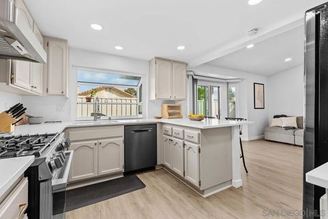 Tiny photo for 1127 La Tortuga, Vista, CA 92081 (MLS # 250042526)
