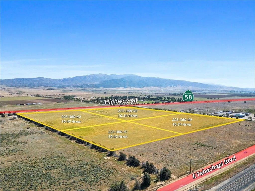 Photo of 0 Stiekman, Tehachapi, CA 93561 (MLS # CV26068442)