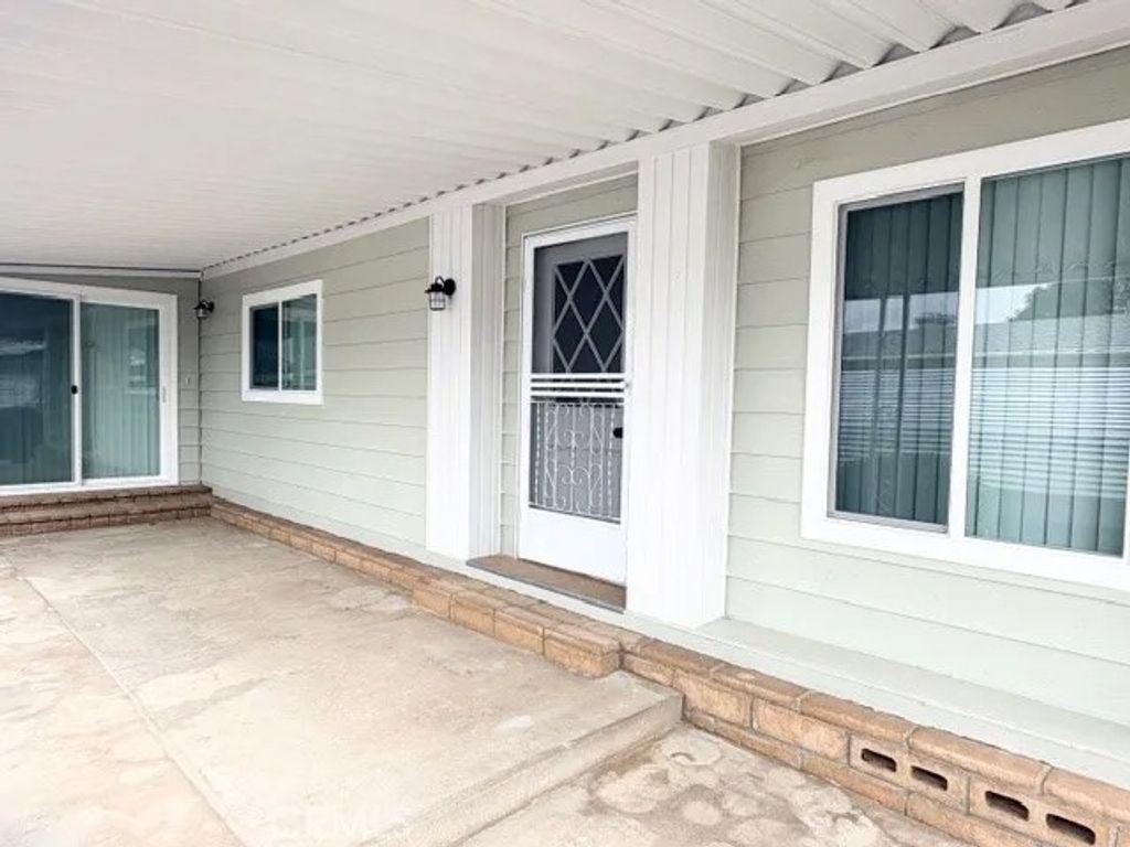 Photo of 3850 Atlantic Ave #212, Highlands, CA 92346 (MLS # IG26079985)