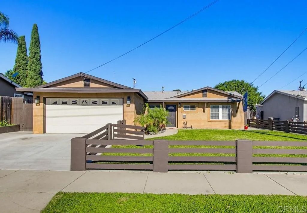 Photo of 8838 Innsdale Ave, Spring Valley, CA 91977 (MLS # PTP2600731)