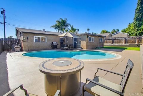 8838 Innsdale Ave Spring Valley CA 91977