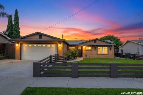 8838 Innsdale Ave Spring Valley CA 91977