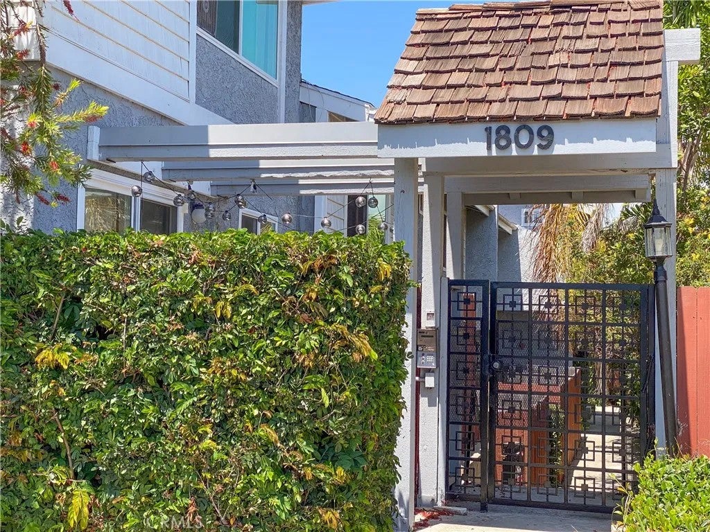 1809 Armour Lane 3