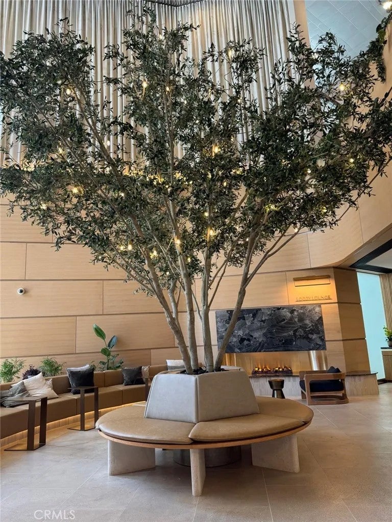 1100 Wilshire