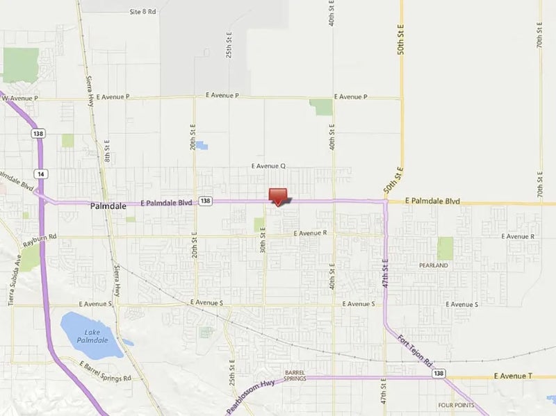 32 E Palmdale Blvd.
