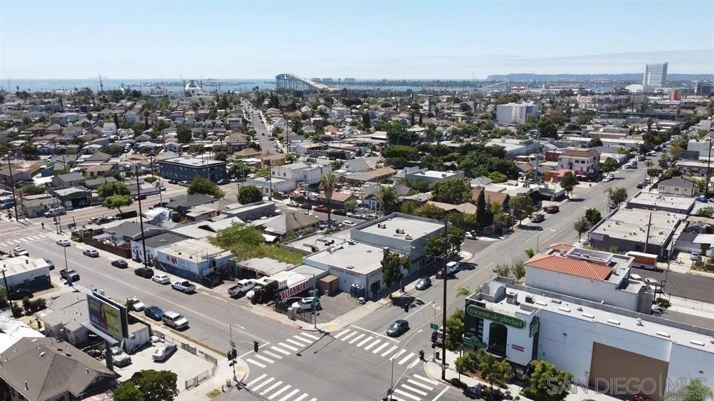 2751–2771 Imperial Avenue