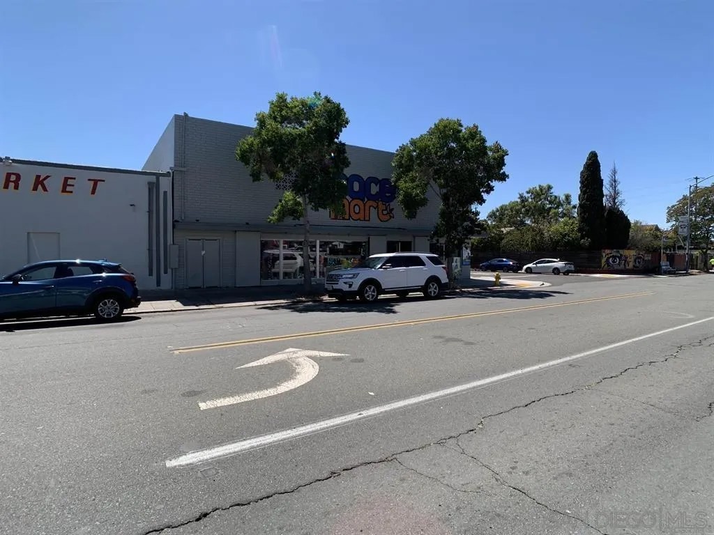 2751–2771 Imperial Avenue