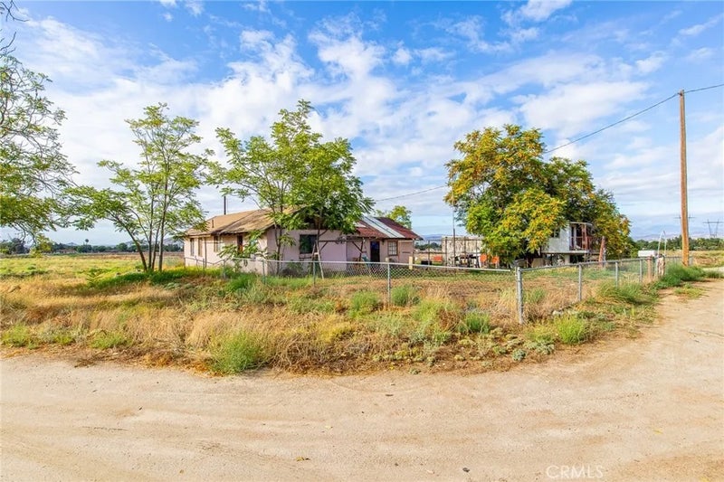 23489 Mapes Road