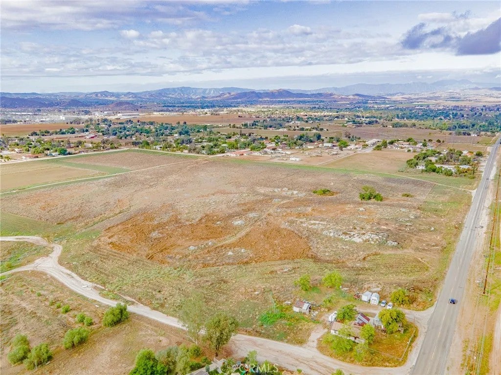 23489 Mapes Road