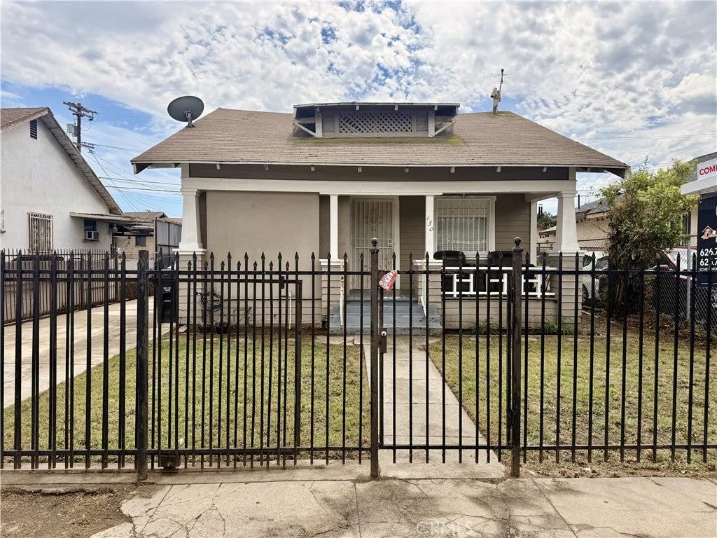 Photo of 130 W 87th, Los Angeles, CA 90003 (MLS # RS26180434)