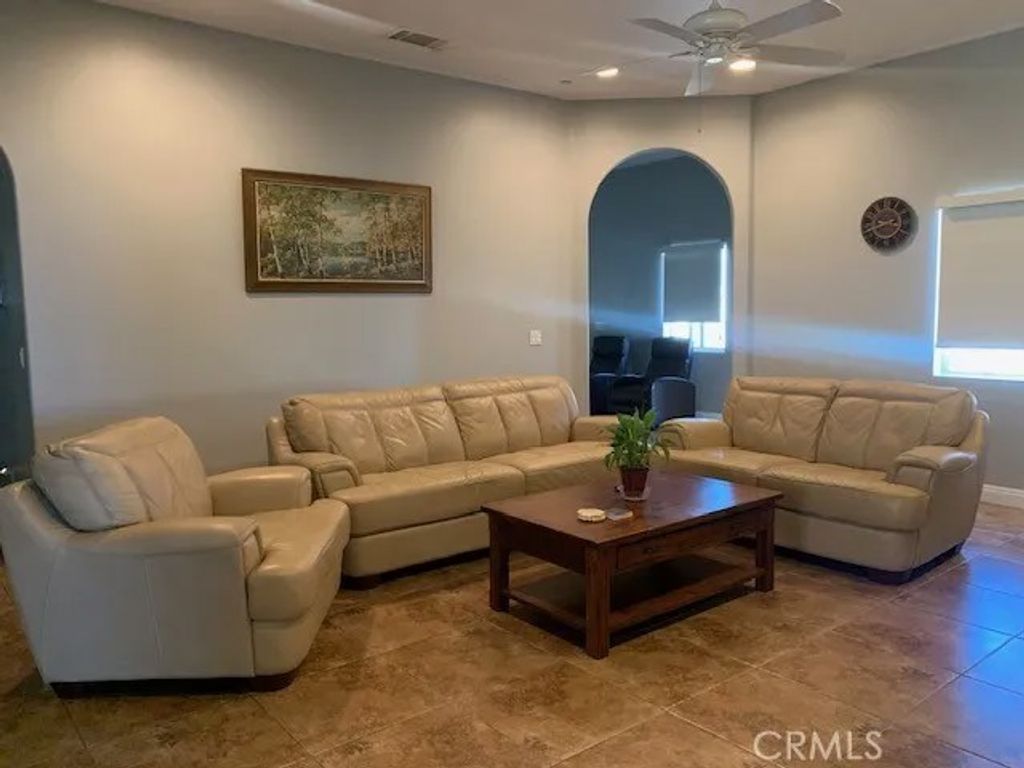 Photo of 699 Winners Cir, San Jacinto, CA 92582 (MLS # SW25274242)