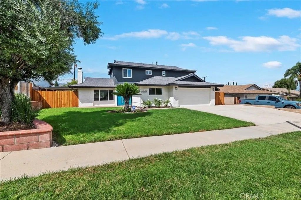 Photo of 2476 Grove Ave, Corona, CA 92882 (MLS # IG25219336)