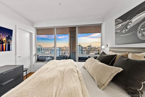Tiny photo for 888 W E Street #3904, San Diego, CA 92101 (MLS # 260013435)