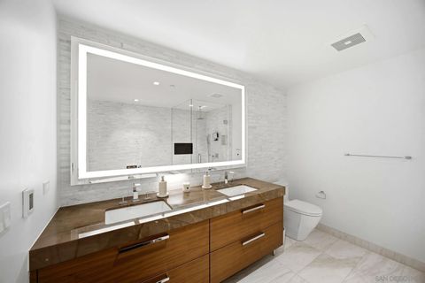 Tiny photo for 888 W E Street #3904, San Diego, CA 92101 (MLS # 260013435)