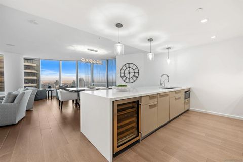 Tiny photo for 888 W E Street #3904, San Diego, CA 92101 (MLS # 260013435)