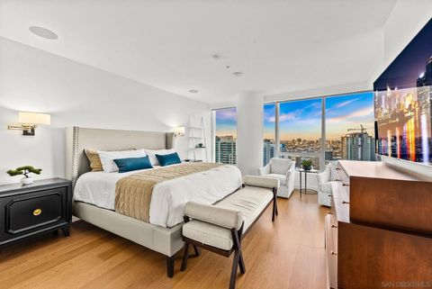 Tiny photo for 888 W E Street #3904, San Diego, CA 92101 (MLS # 260013435)