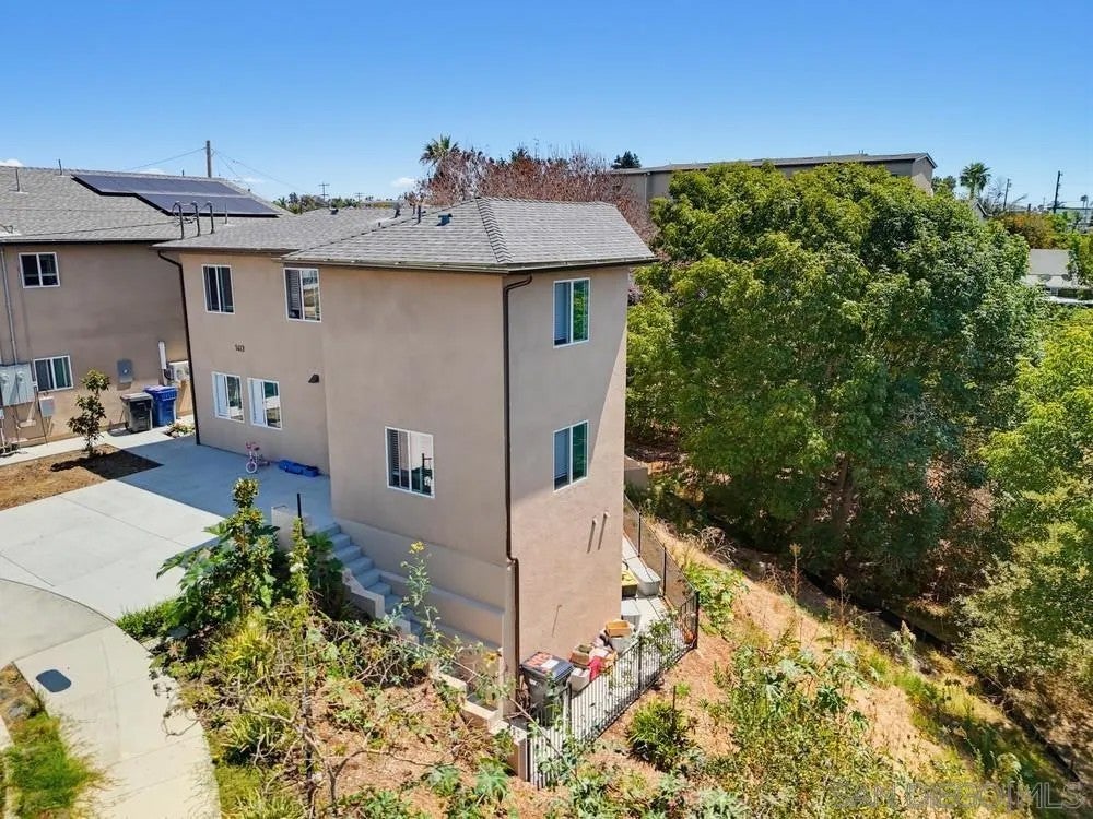 1413 Shoshone Street