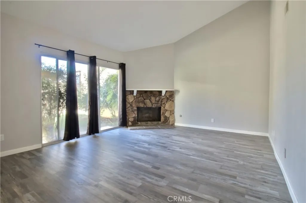 16465 Green Tree 14