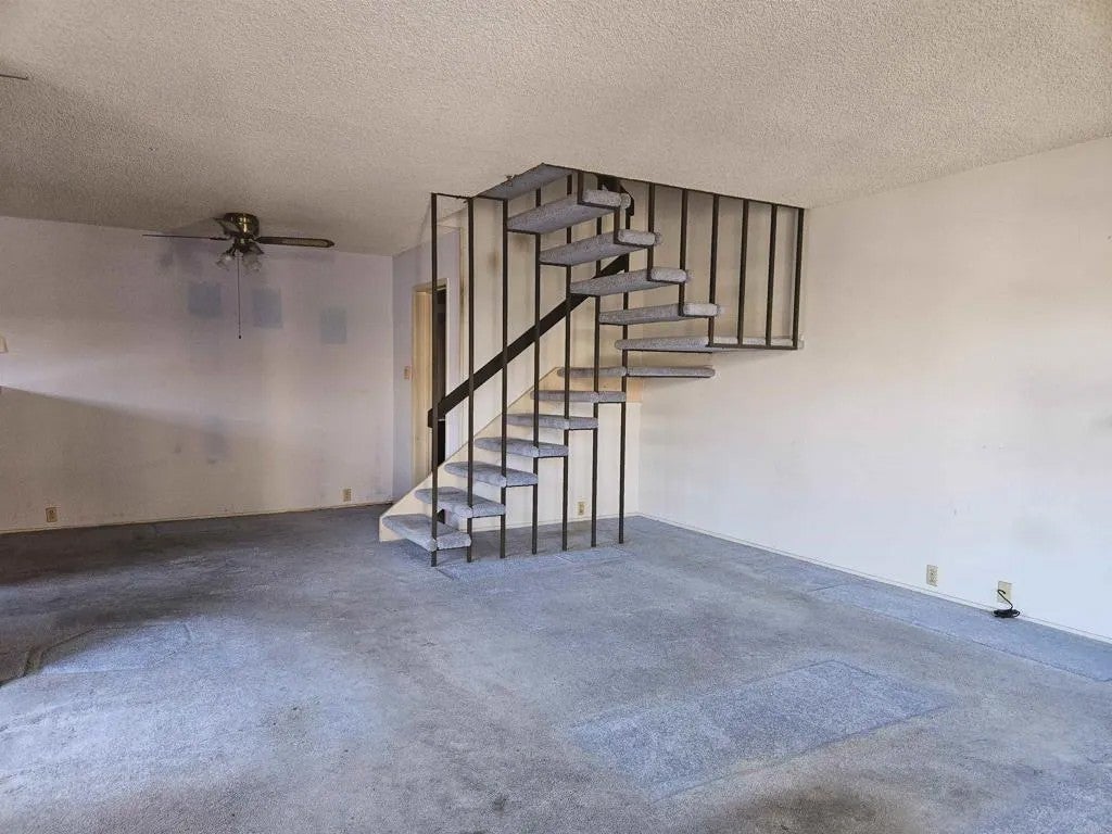 215 Otay Valley Rd B