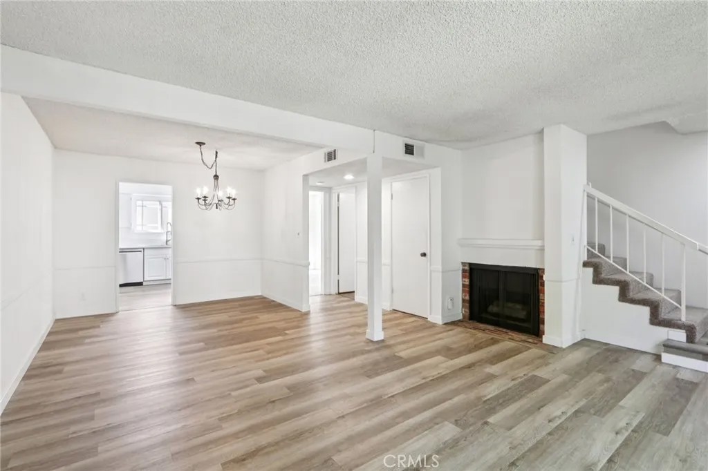 17800 Devonshire Street 6