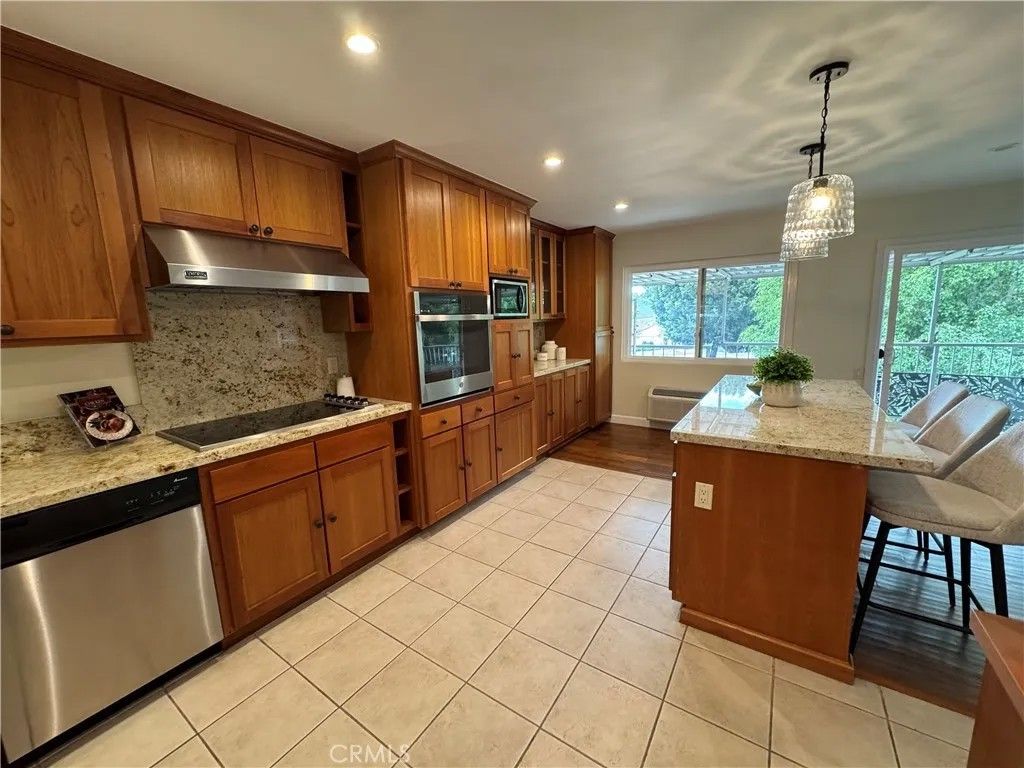 Photo of 3168 Via Vista #Q, Laguna Woods, CA 92637 (MLS # OC26013109)