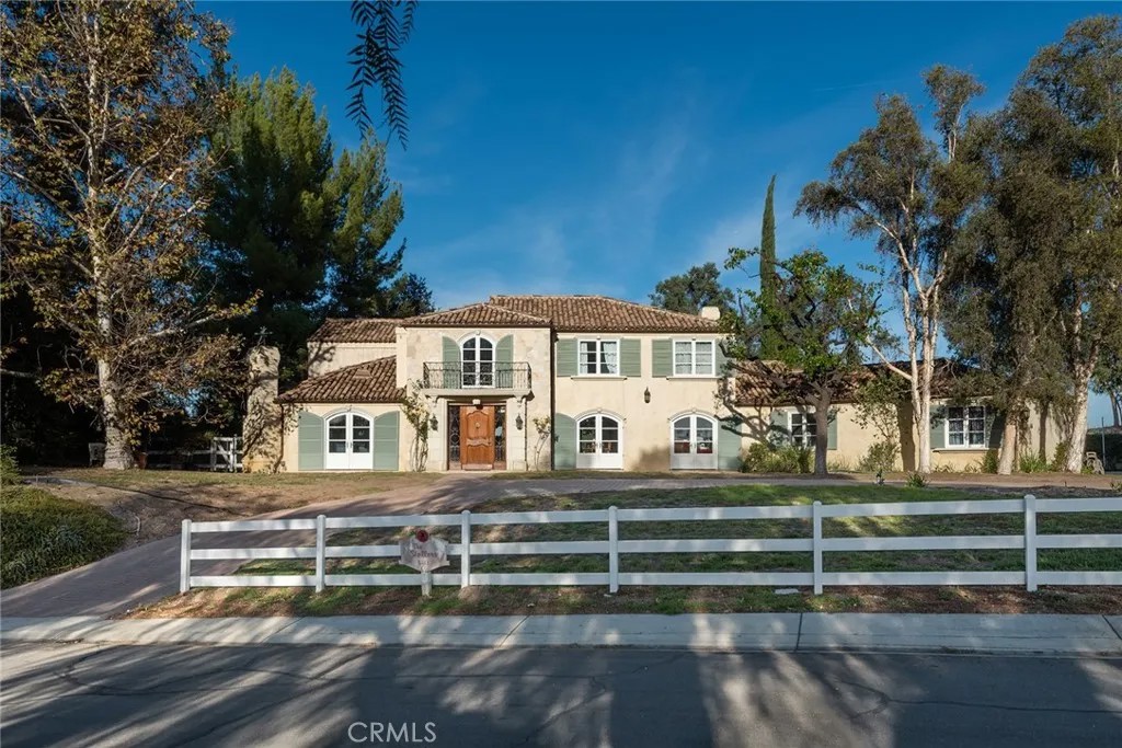 5747 HOBACK GLEN