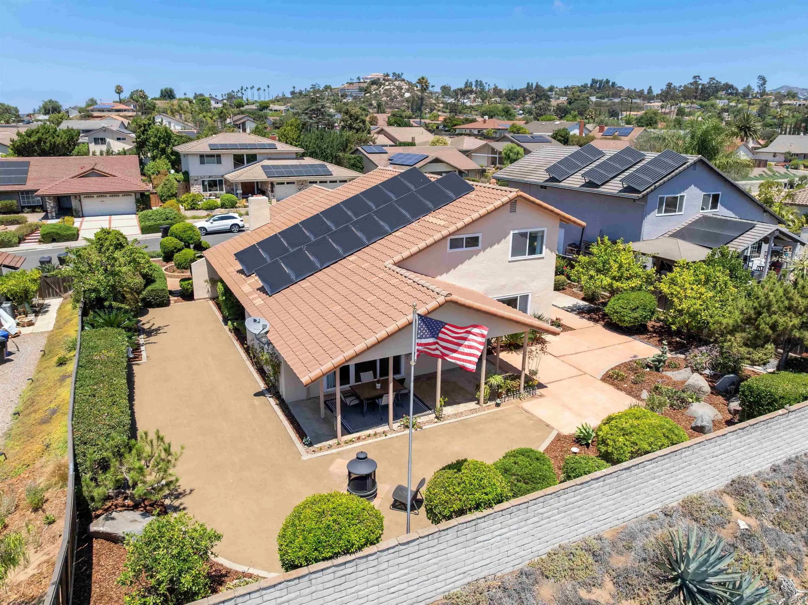 12675 Calma Ct