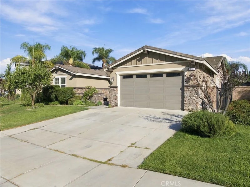 8294 Fall Creek Dr
