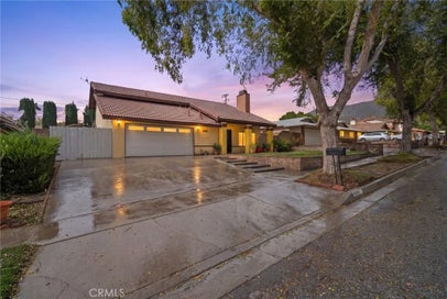5466 N E San Bernardino CA 92407