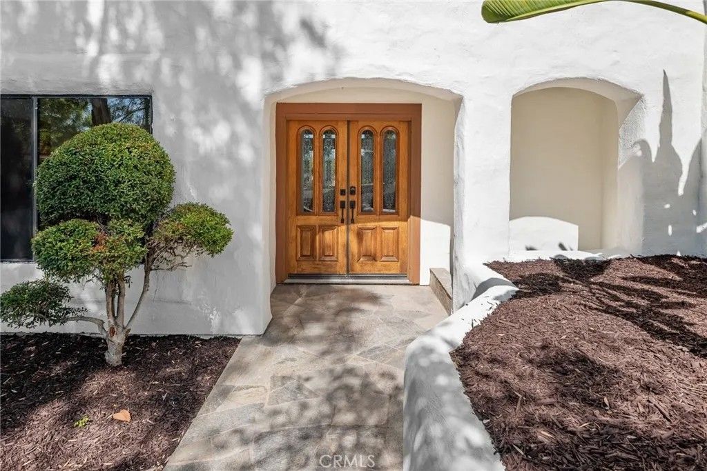 Photo of 728 Inspiration Ln, Escondido, CA 92025 (MLS # WS25241279)