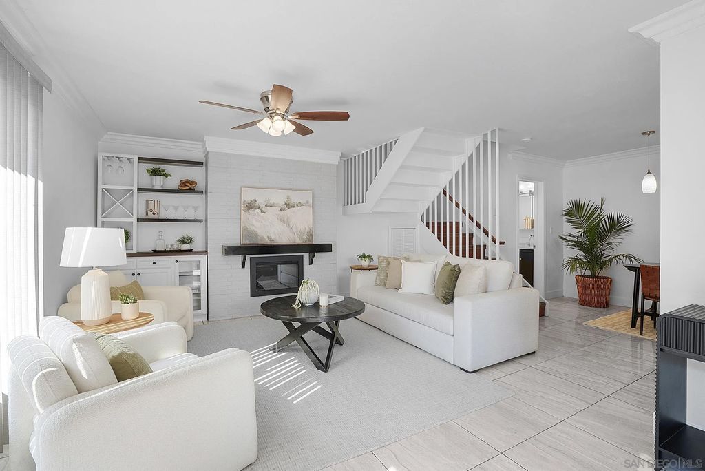 Photo of 273 Rancho Ct #C, Chula Vista, CA 91911 (MLS # 250044074)