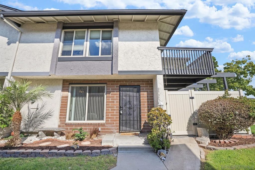 Photo of 273 Rancho Ct #C, Chula Vista, CA 91911 (MLS # 250044074)