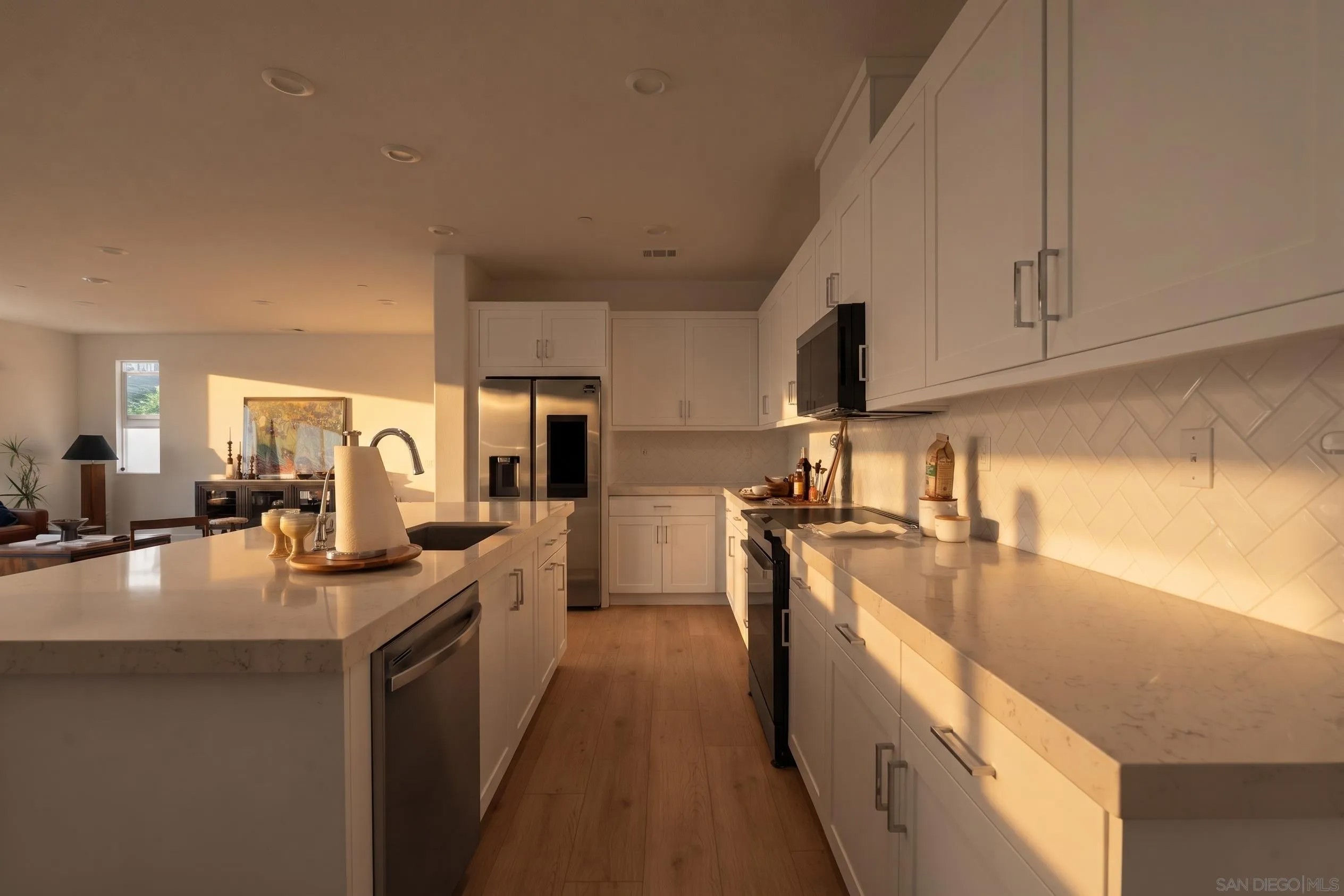 845 Hana Ave 2